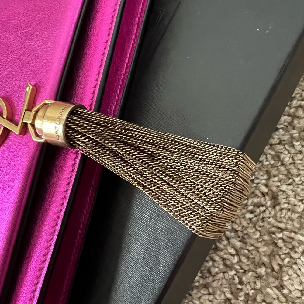 Saint Laurent Classic Monogram Leather Wallet On Chain W/ Tassel Metallic Pink - Picture 16 of 16